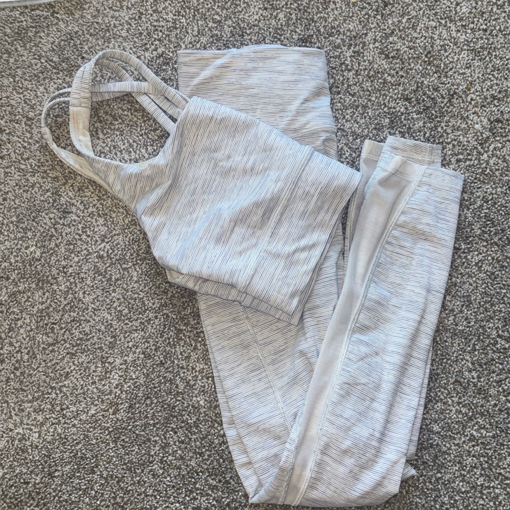 2 PIECE SET Lululemon leggings and top matching top